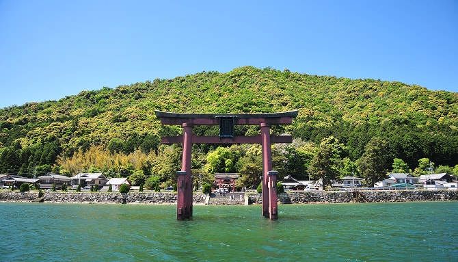 白鬚神社